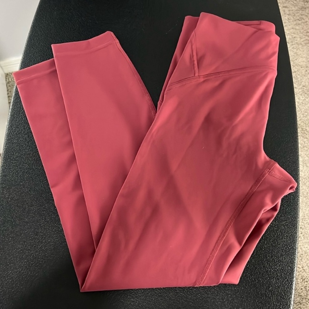 Lululemon leggings vintage rose size 6 perfect condition